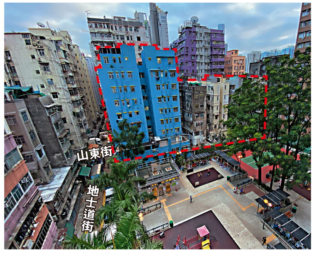 　　圖：市建局自行研發的手機程式，在旺角山東街／地士道街項目採用。虛線為地士道街休憩花園部分重建樓群\大公報記者賀仁攝