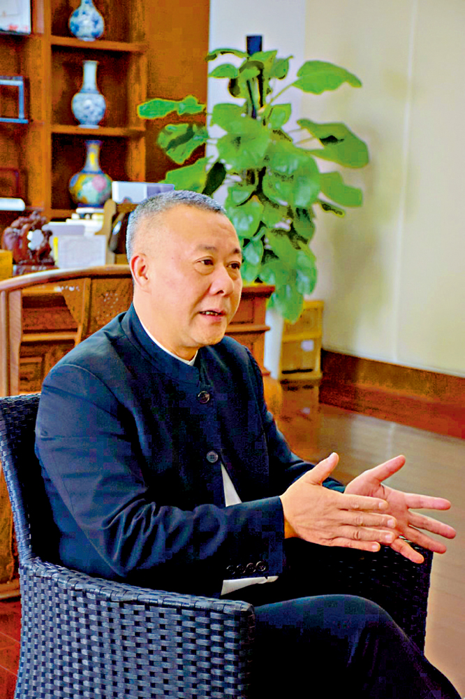 　　圖：玉峰食品公司董事長張玉東