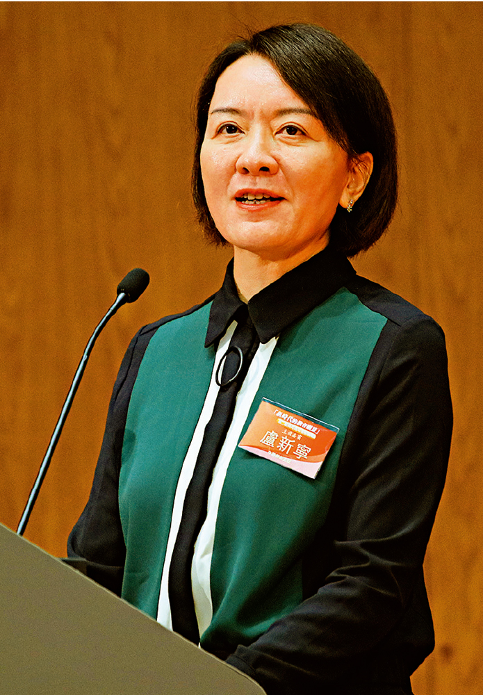 　　圖：中聯辦副主任盧新寧代表中聯辦，熱烈祝賀中華商務聯合印刷（香港）有限公司成立四十周年