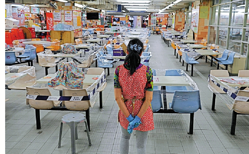 　　圖：根據計劃，食環署街市內的熟食攤檔承租人，可獲發五萬元一次性資助