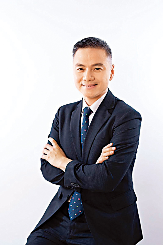 　　圖：學友社學生輔導顧問吳寶城表示，升學多一個選擇，對同學永遠都是好事。