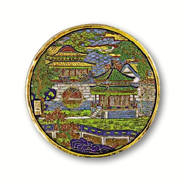 　　圖：清宮舊藏清乾隆款掐絲琺瑯山水樓閣圖銅鏡。\故宮博物院