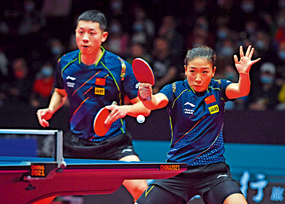 　　圖：許昕（左）將夥拍劉詩雯出戰東京奧運混雙比賽。