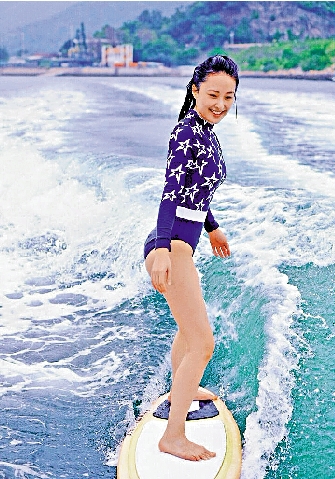 　　圖：陳瀅玩無繩滑水有板有眼。