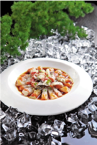 　　圖：「寧式十八斬」選用舟山群島的野生紅膏梭子蟹。