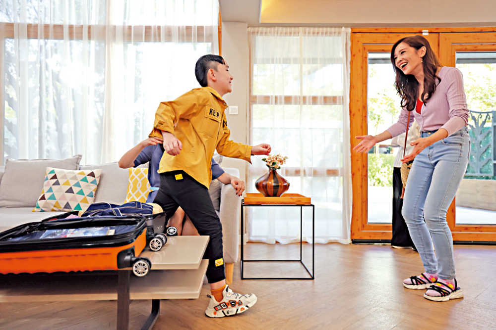 　　圖：徐嘉謙（左）與麥美恩在《智能愛人》中有不少對手戲。