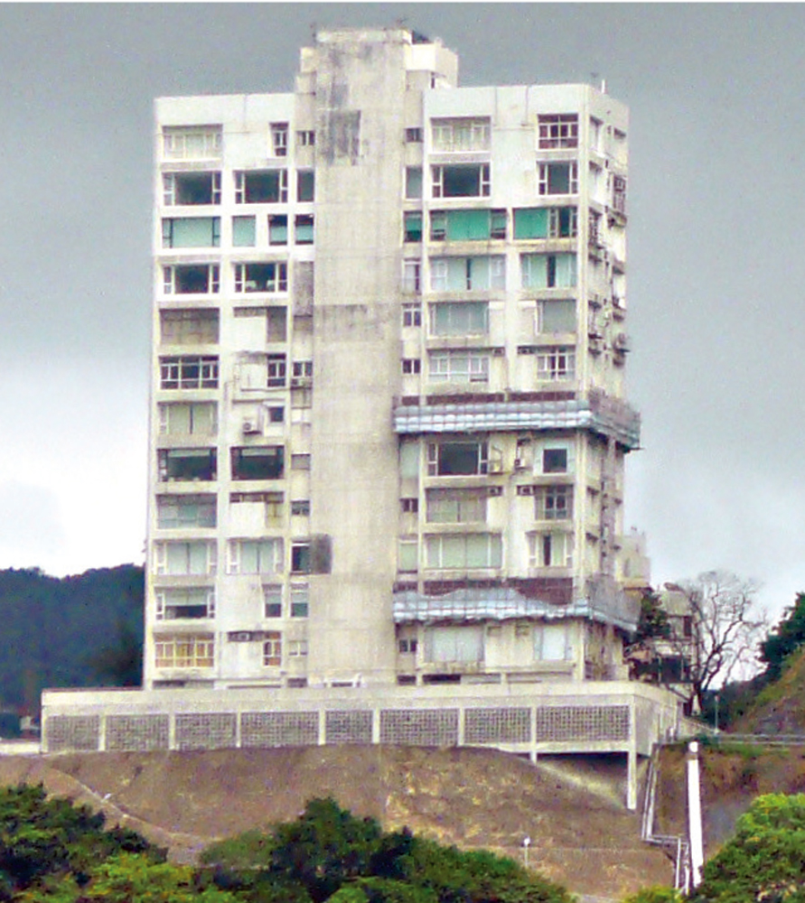 　　圖：白璧相連單位面積達3827方呎，連2個車位合併出售。