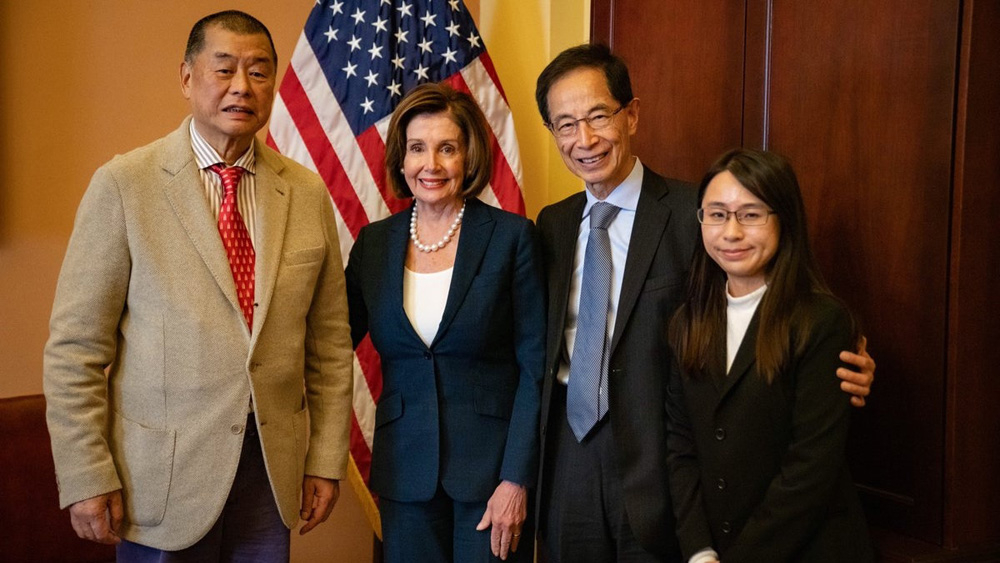 　　圖：2019年，黎智英及李柱銘等亂港分子竄美，與美國眾議院議長佩洛西勾連，唱衰香港。