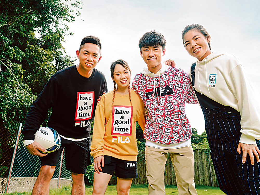 　　圖：鄭俊樑（左起）、劉慕裳、吳諾弘及陳晞文聚首拍攝品牌宣傳照。