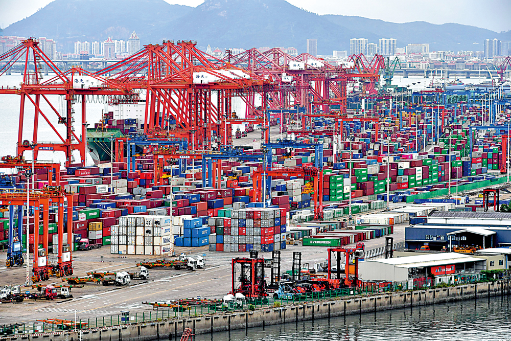 　　圖：歐盟和其他一些國家全面取消對華普惠制待遇，對此當以平常心待之，這一變動也不可能對中國外貿出口產生多大影響。