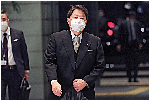 　　圖：日本新任外務大臣林芳正10日抵達首相官邸。\美聯社