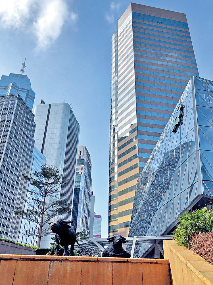 　　圖：繼理財通與南向債券通後，下一步將是ETF通與保險通，隨着互聯互通機制擴容，香港將不斷提升金融市場競爭優勢。