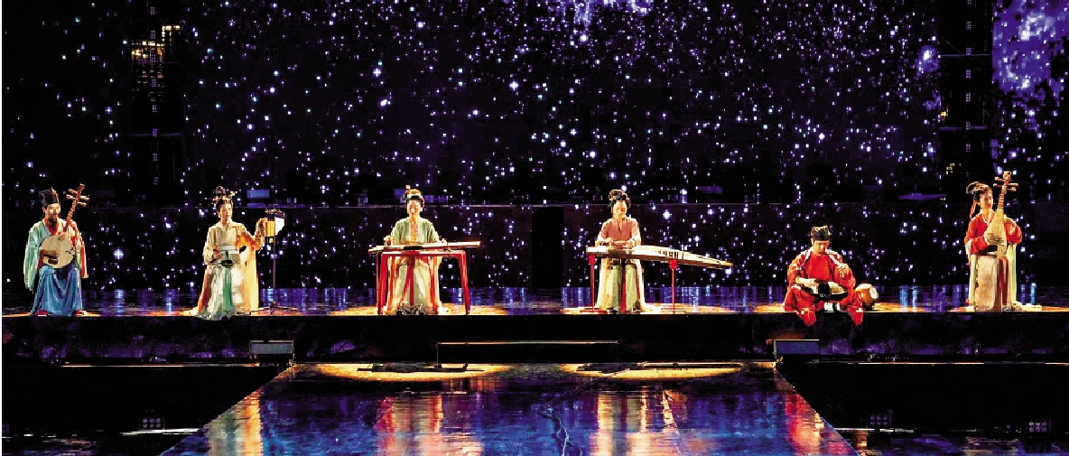 　　圖：自得琴社於中央電視台二○二一年中秋晚會演出。