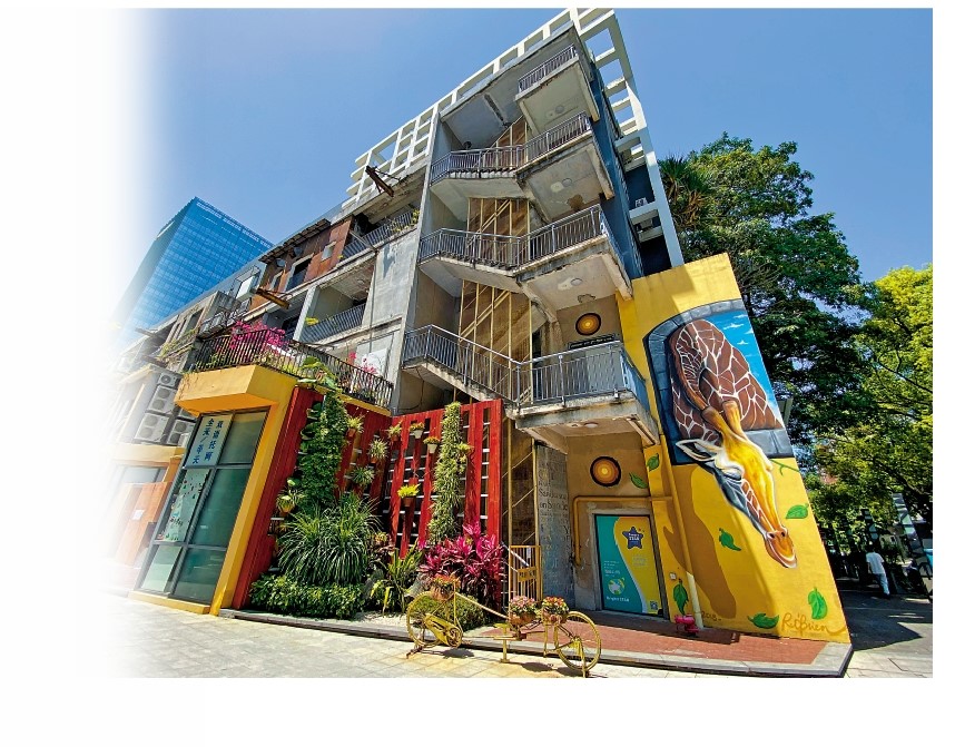 　　圖：南海意庫將「三洋」舊廠房以低碳環保為主題進行了改造。\大公報記者李薇攝