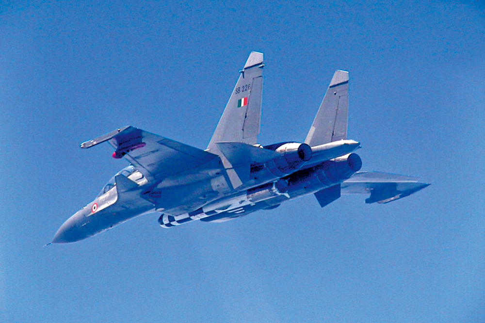 　　圖：印度軍方早前發布蘇-30MKI掛載增程型布拉莫斯巡航導彈的照片。