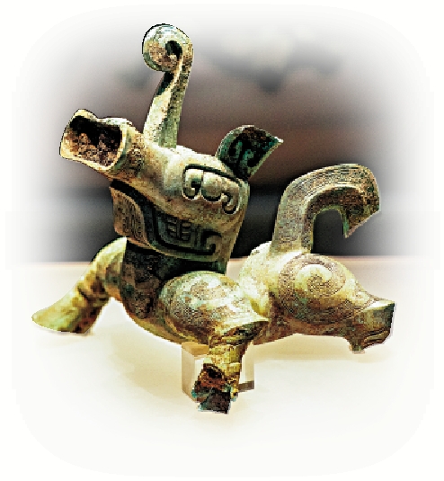 　　圖：出土於三星堆遺址的銅神獸形似「機器狗」。/受訪者供圖