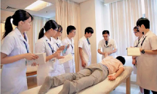 　　圖：學習中醫的港生在內地能獲得大量實踐機會。/網絡圖片