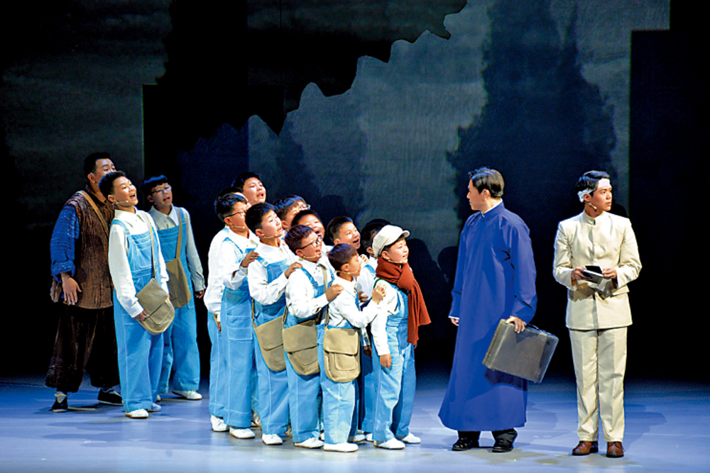 　　圖：兒童劇《新安旅行團》首演劇照。\大公報記者賀鵬飛攝