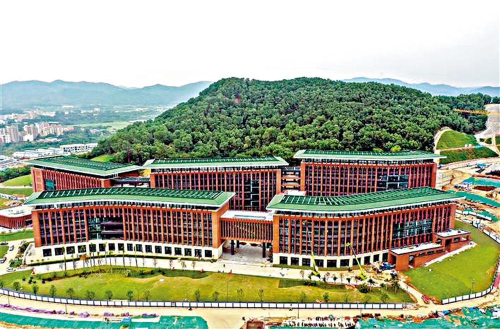 　　圖：中山大學深圳校區以醫科和工科為主體學科，將建設成亞太地區具有重要國際影響力的創新基地。