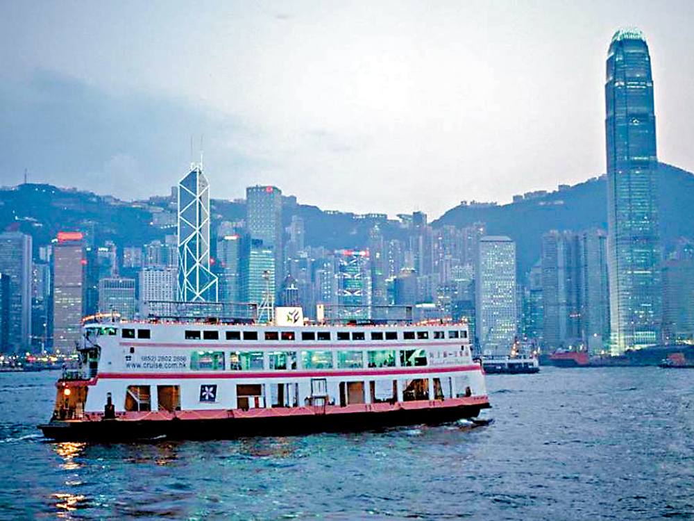 　　圖：是次「賞你遊」有多項升級行程，有行程額外付費八十元，可登船享用串燒三小時。