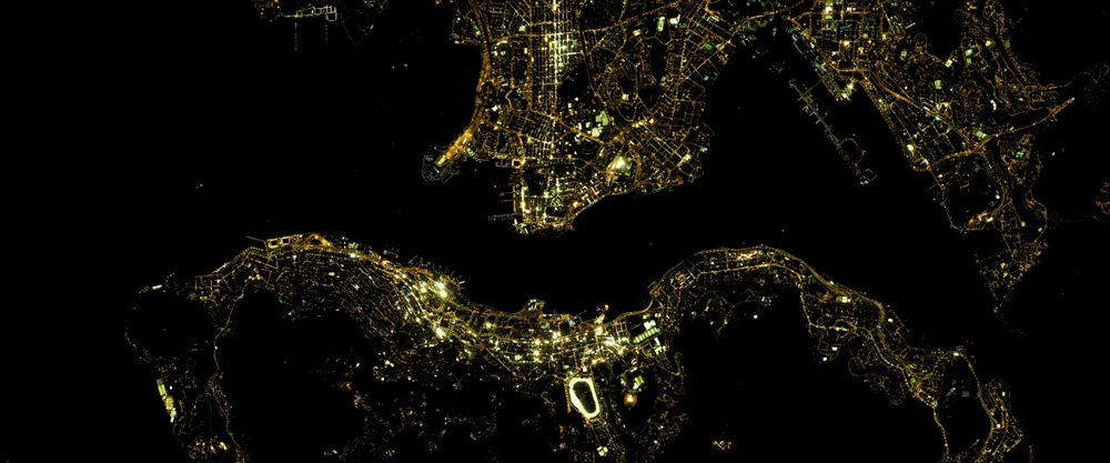 　　圖：「吉林一號」衛星拍攝的維多利亞港夜景。\受訪者供圖