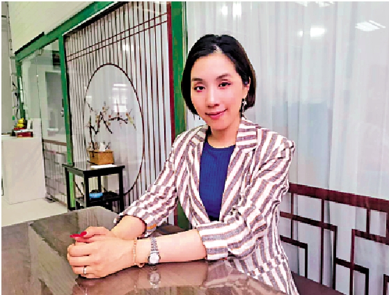 　　圖：謝曉瑩致力推廣粵劇藝術。\大公報記者劉毅攝