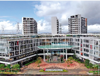 　　圖：20日，航拍廣州南沙民心港人子弟學校。/中新社