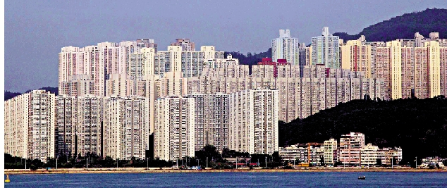 　　圖：香港樓市過去4年雖經歷多番考驗，但樓價只是反覆調整，未見真正跌浪。