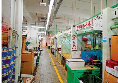 圖:燈籠洲街市位處銅鑼灣繁忙地段,卻淪為「死場」。
