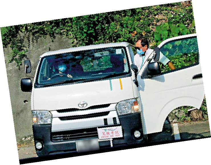 　　圖：輕型貨車（合併試）輪候時間需要340日。