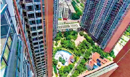 　　圖：匯龍灣花園採用蘇式園林景觀為核心的圍合式建築布局。