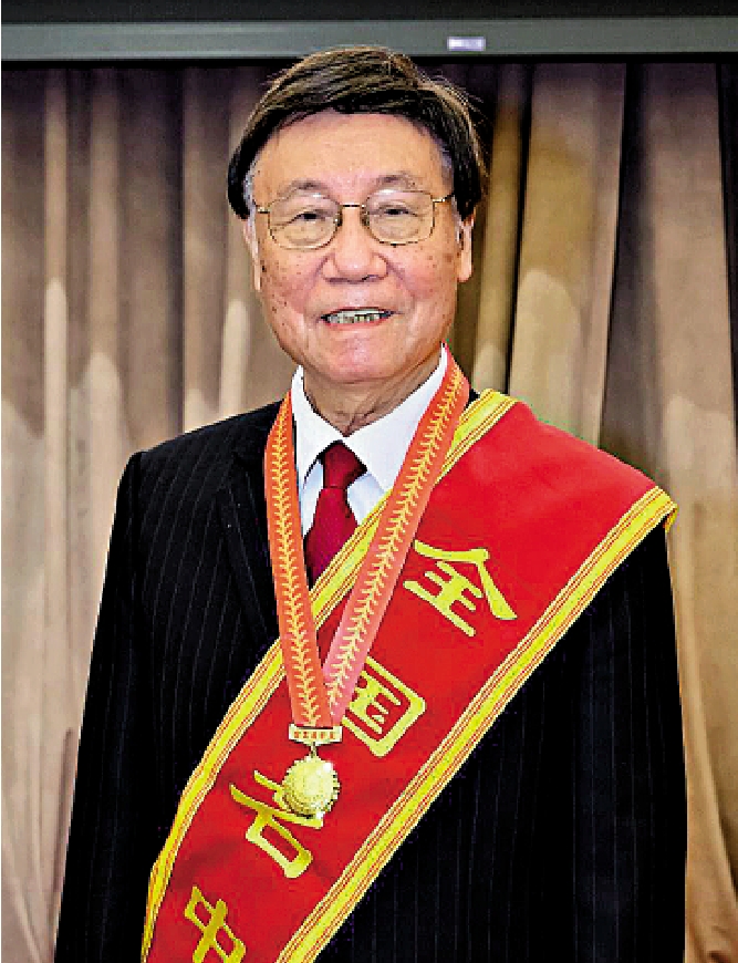 　　圖：第二屆「全國名中醫」名單公布，85歲老中醫陳抗生是香港獲得此榮譽的第一人。