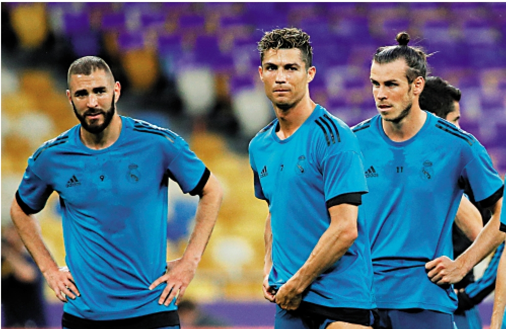 　　圖：左起：賓施馬、C朗拿度及加里夫巴利，昔日曾在皇家馬德里合作。\資料圖片