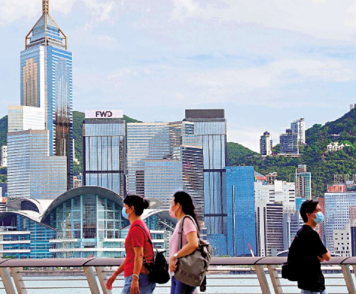 　　圖：香港應借鑒周邊國家吸引非本地畢業生的政策和經驗，吸引人才留港定居。