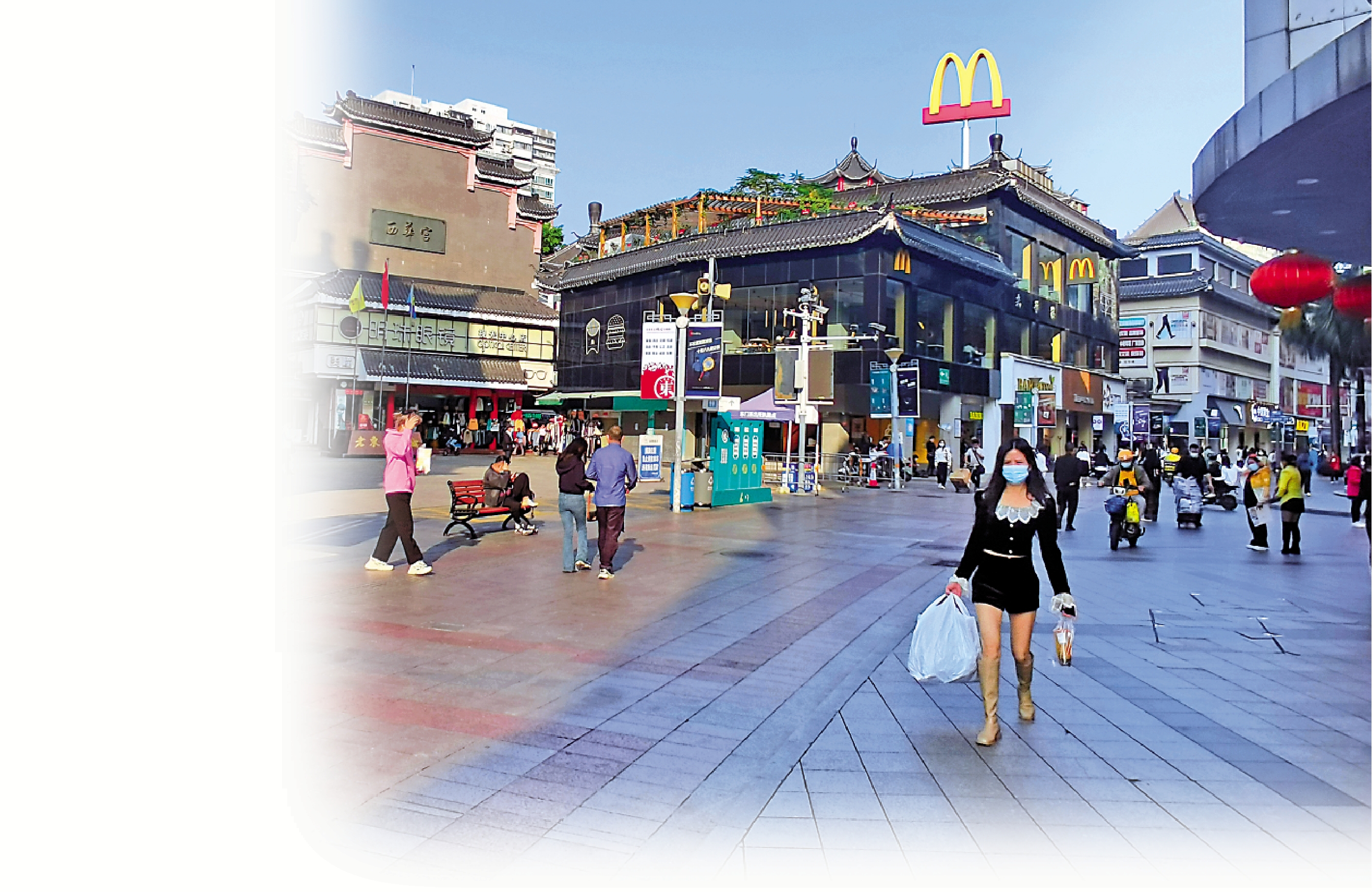 圖:中國內地首間麥當勞於1990年在東門開業,營業至今。