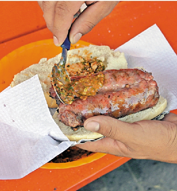 　　圖：香腸包。\資料圖片