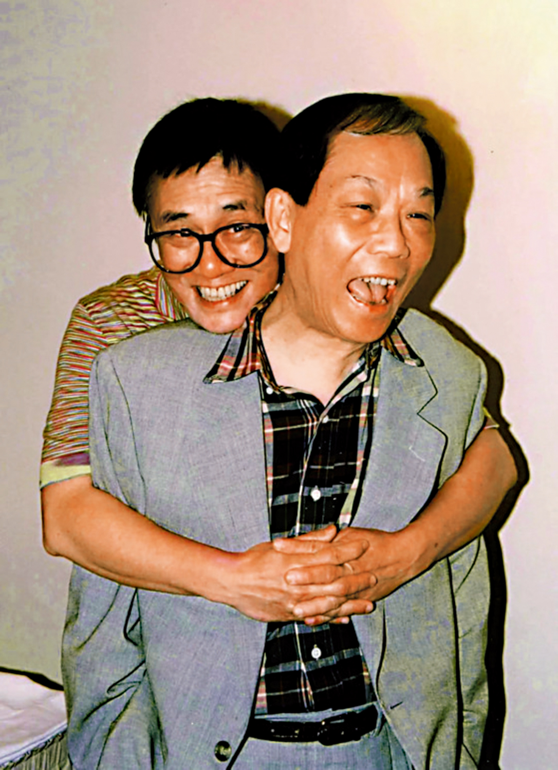 　　圖：顧嘉煇（前）作曲、黃霑填詞的「煇黃」組合，創作了不少膾炙人口的廣東歌。