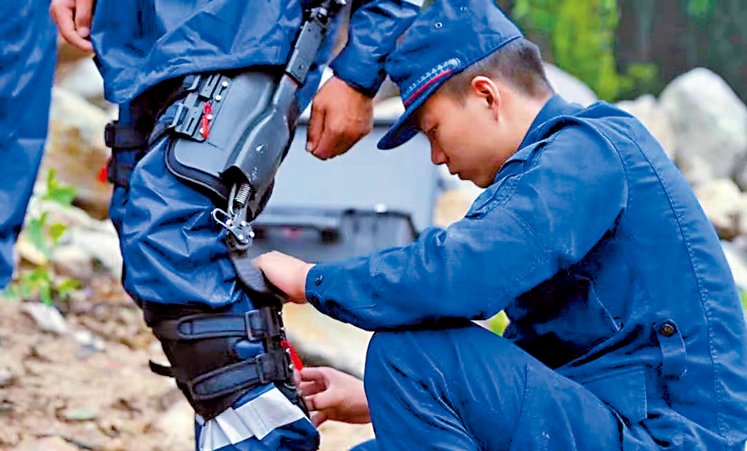 　　圖：外骨骼機械裝置被應用於多種場景。