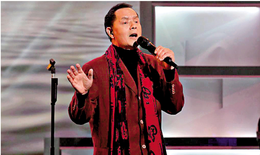 　　圖：吳大強首唱廣東歌。