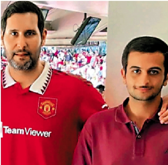 　　圖：阿勒薩尼（左）有意全面收購曼聯。