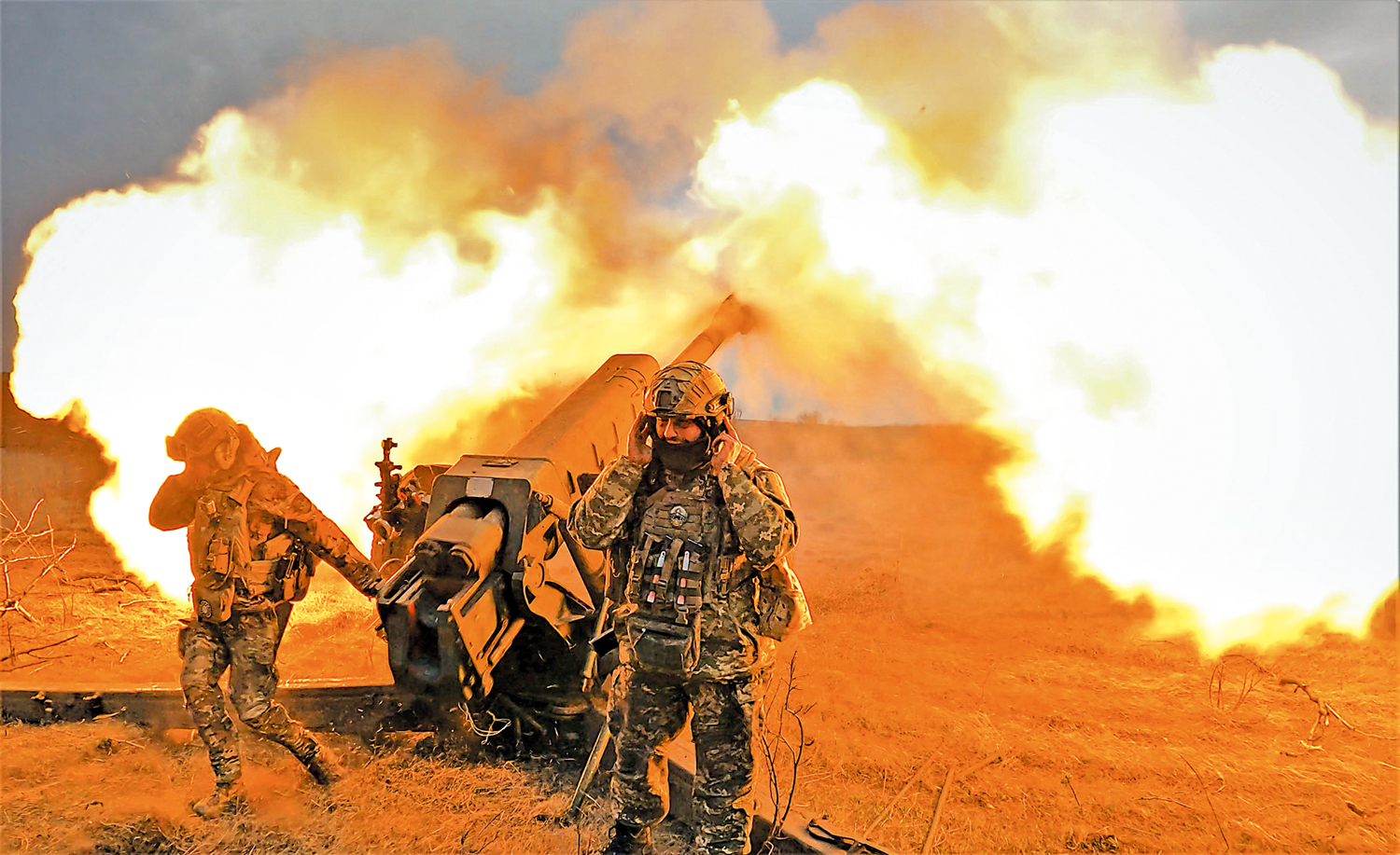 　　圖：俄羅斯指責西方加碼援烏，意圖升級衝突，圖為烏軍士兵21日攻擊俄軍陣地。\法新社