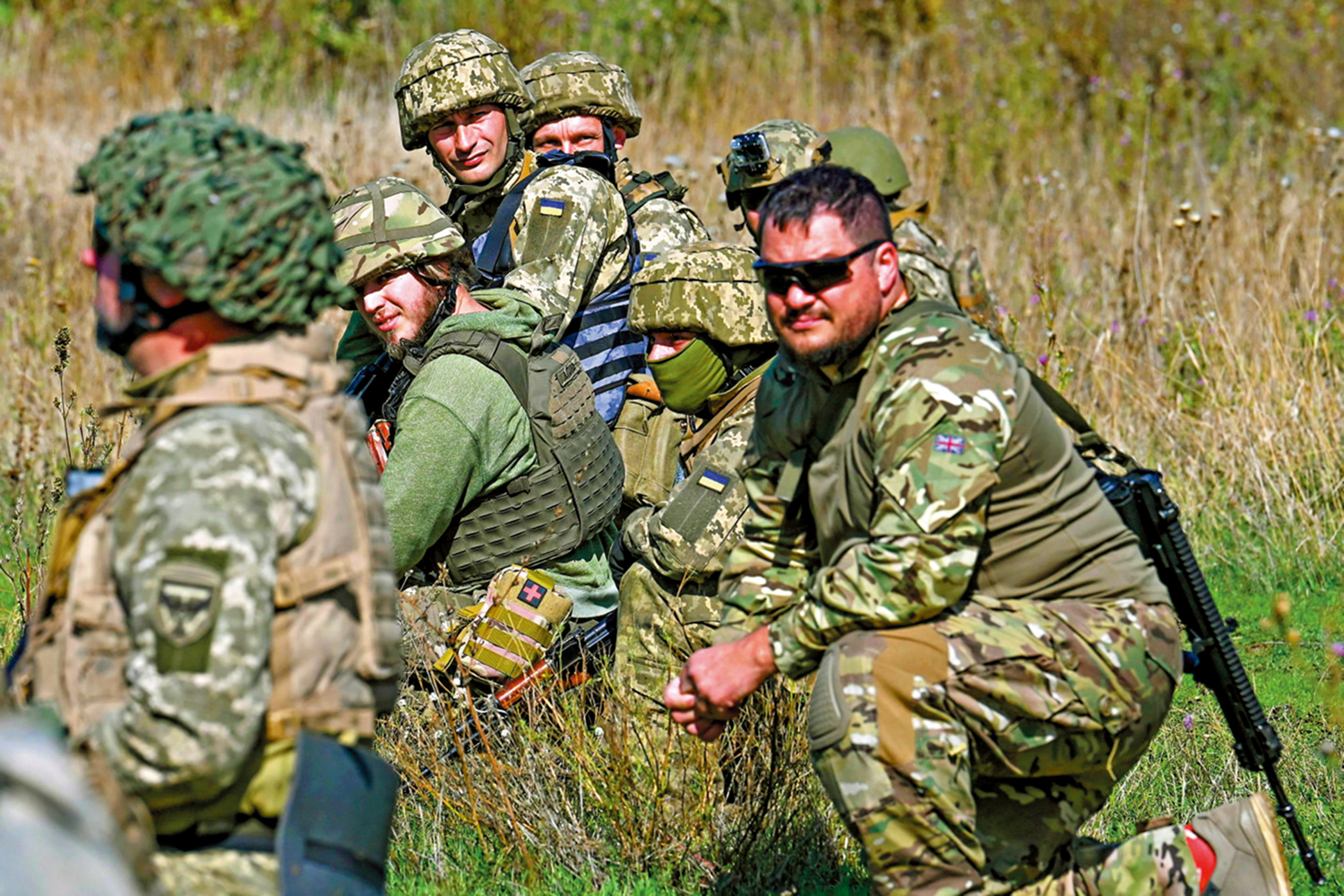 　　圖：在烏克蘭戰場的美國士兵醜聞頻出，圖為美國士兵去年9月在頓涅茨克接受培訓。\法新社