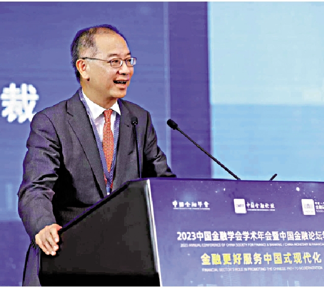 　　圖：余偉文表示，香港與內地將進一步優化和擴展互聯互通機制。