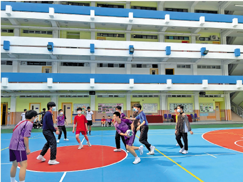 　　圖：張明添中學是「本地社區欖球培訓計劃」的試點。