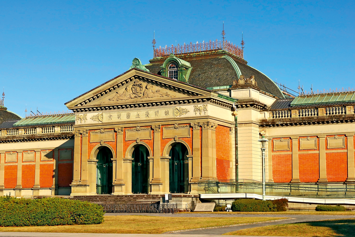 　　圖：日本京都博物館是法國式樣的建築。\作者攝