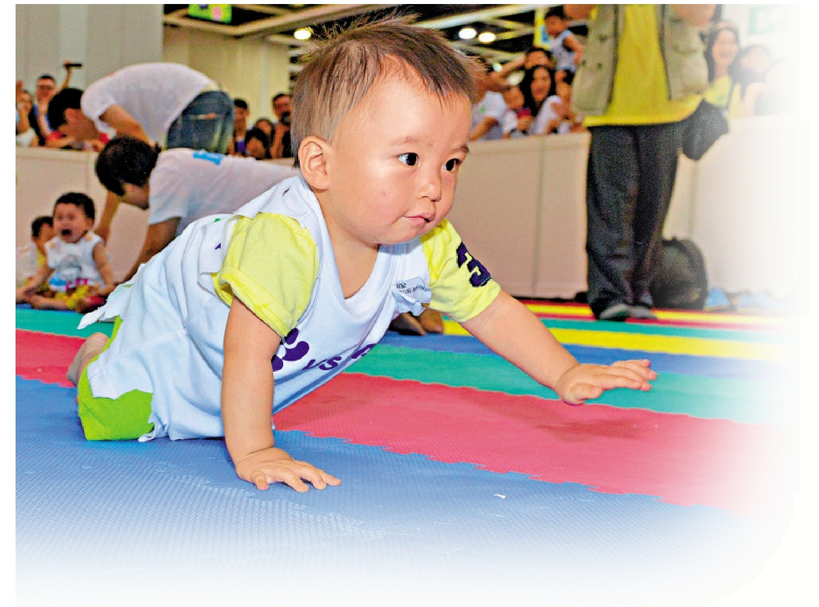 　　圖：聯合國人口基金公布年度「世界人口狀況」報告顯示，本港每名女性僅生育0.8個孩子，低絕全球。