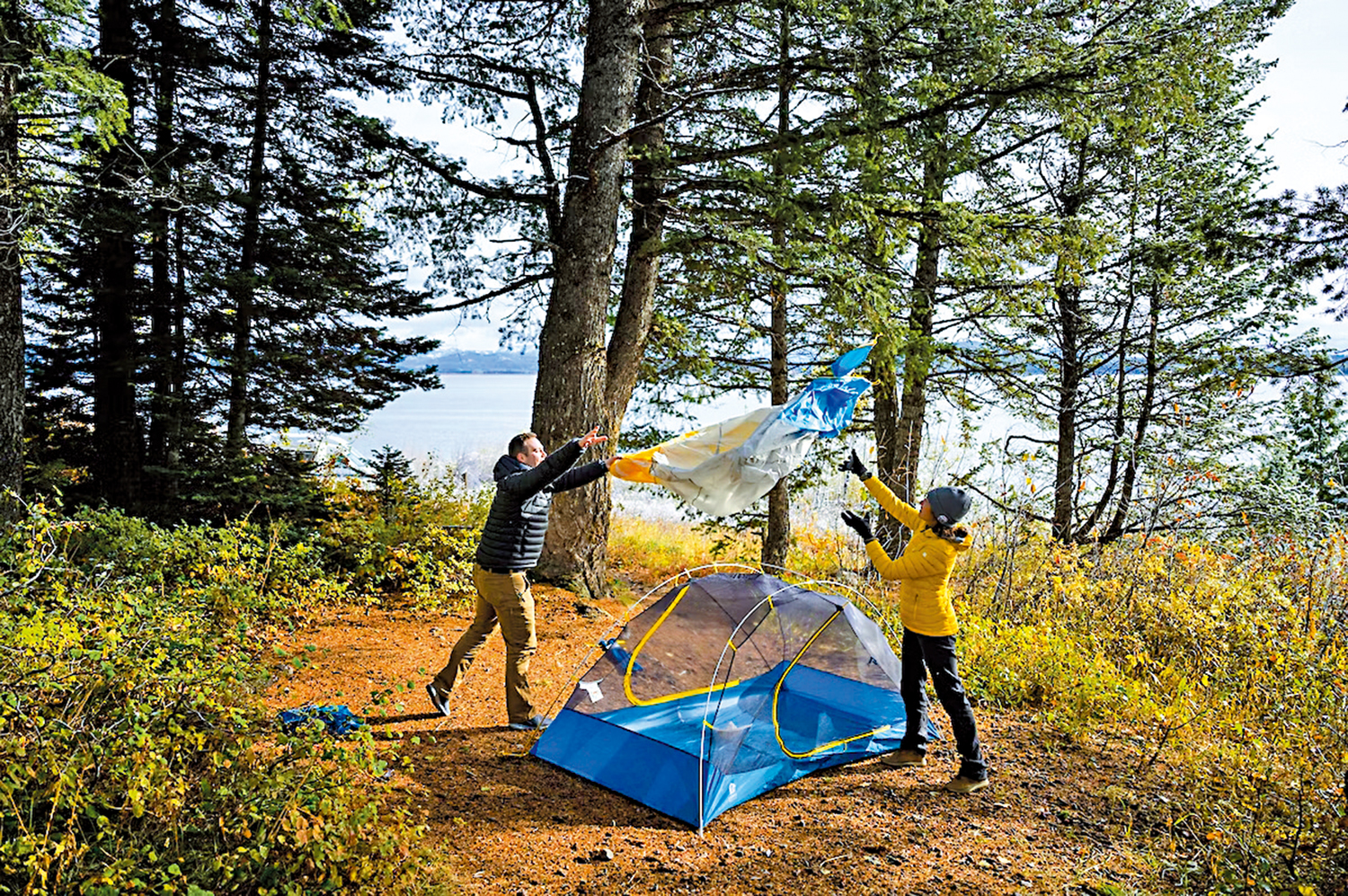 　　圖：搭帳篷是露營不可少的一環。\資料圖片
