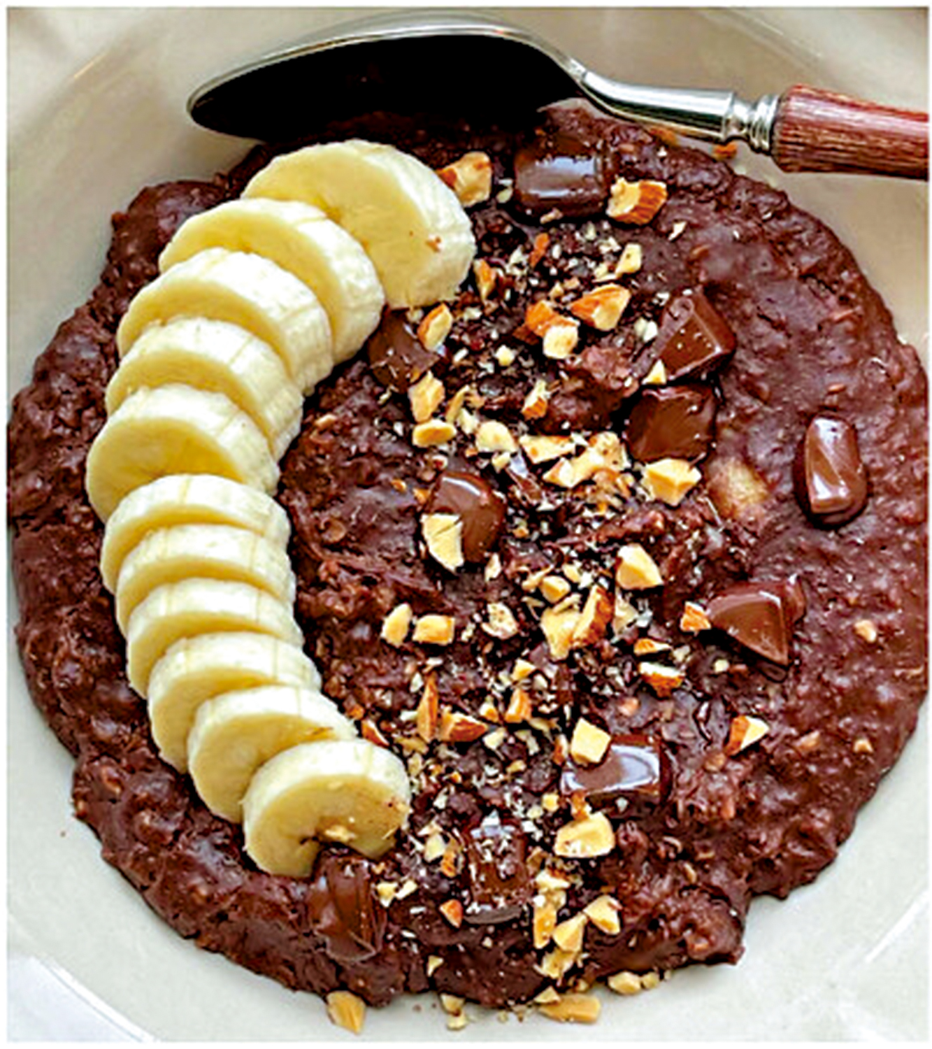 　　圖：健身博主教學自製燕麥碗。\網絡圖片