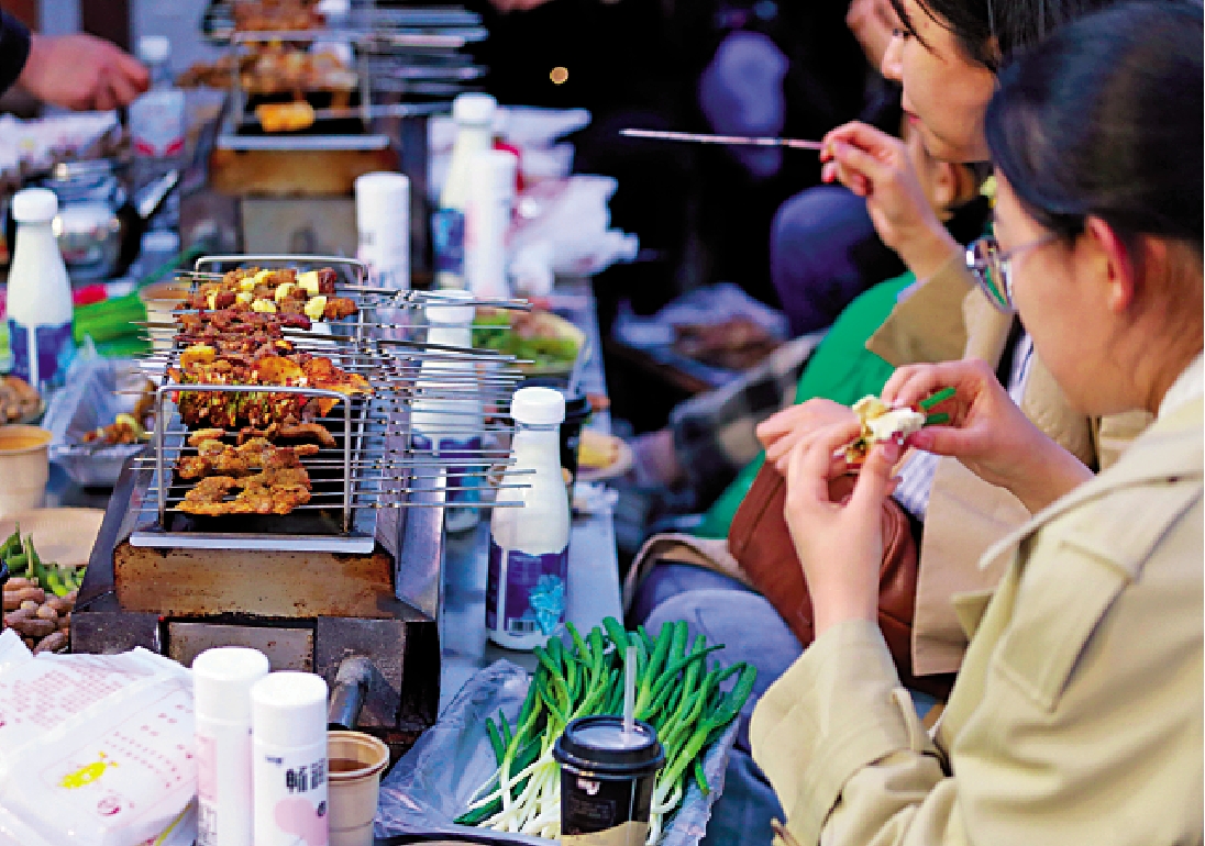 　　圖：淄博燒烤現象說明，當地政府在打造消費型社會、服務型政府方面做出令人驚喜的突破。