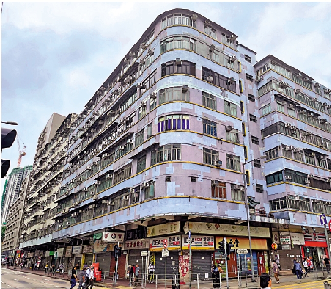 　　圖：落山道72至76號、樓齡64年的商住大廈，獲准下月強拍。